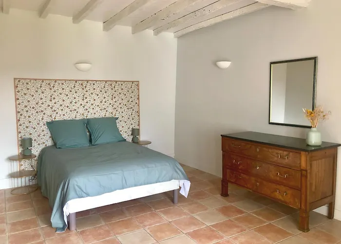 D'hotes La Floralie Отель типа 